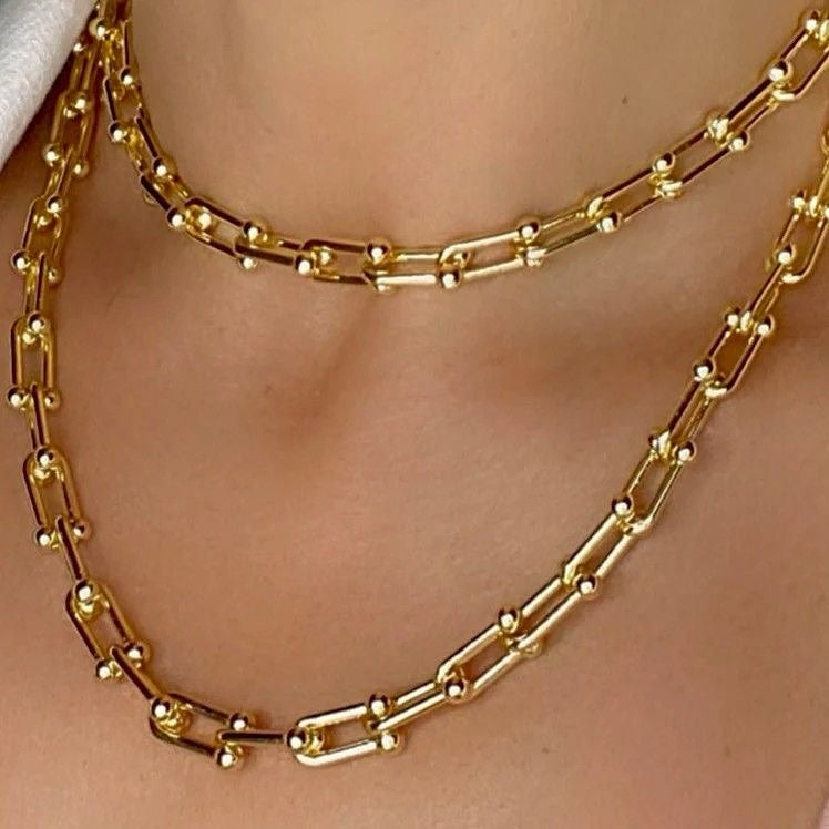 Gold link chain