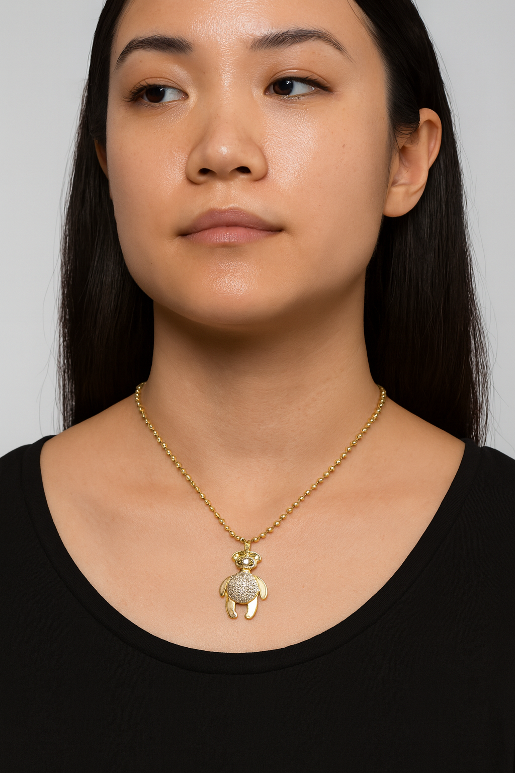 Sparkle bear pendant necklace